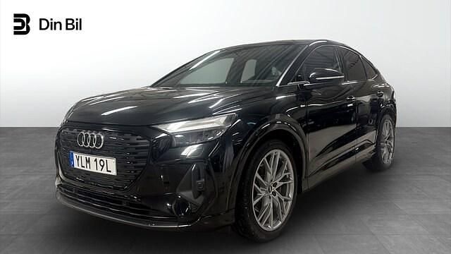 Svart Begagnad 2022 Audi Q4 Sportback e-tron S-Line SUV | 379 000 kr (Bra pris) - Bild 1/4