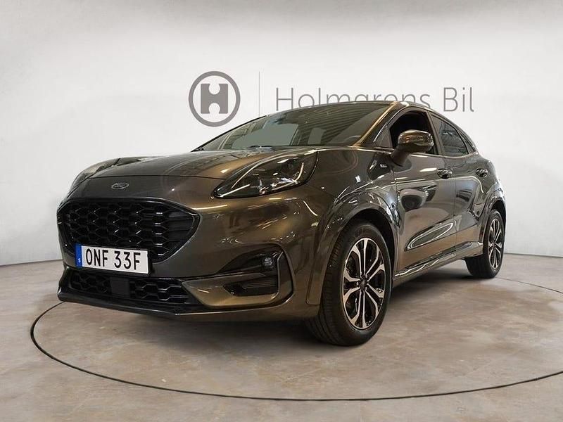Magnetic Begagnad 2022 Ford Puma ST-Line Halvkombi | 209 900 kr (Marknadspris) - Bild 1/4