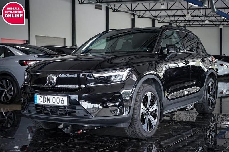 Begagnad Volvo XC40 Plus 185 kW (252 HK) 2022 Svart SUV