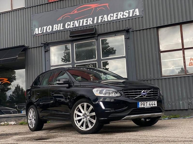 Svart Begagnad 2014 Volvo XC60 Momentum SUV | 159 900 kr (Marknadspris) - Bild 1/4