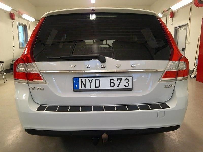 Begagnad Volvo V70 Summum 116 HK (85 kW) 2014 Vit Kombi