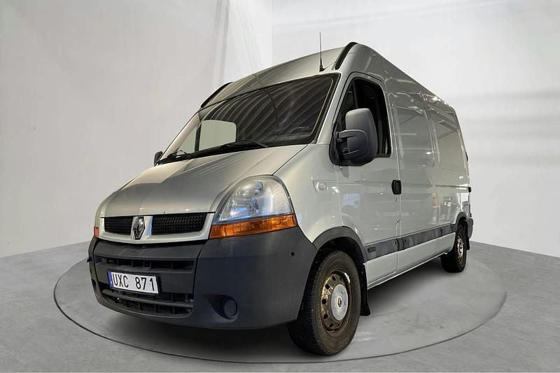 Ljusgrå Begagnad 2004 Renault Master | 81 900 kr (Bra pris) - Bild 1/4