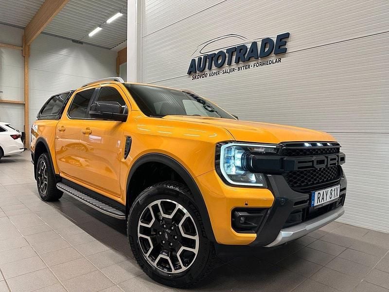 Gul Begagnad 2023 Ford Ranger Wildtrack Pickup | 599 900 kr (Lite dyr) - Bild 1/4