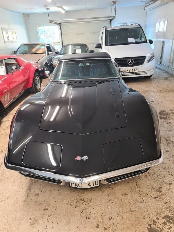 Begagnad Chevrolet Corvette Stingray 355 HK (261 kW) 1968 Svart Cab