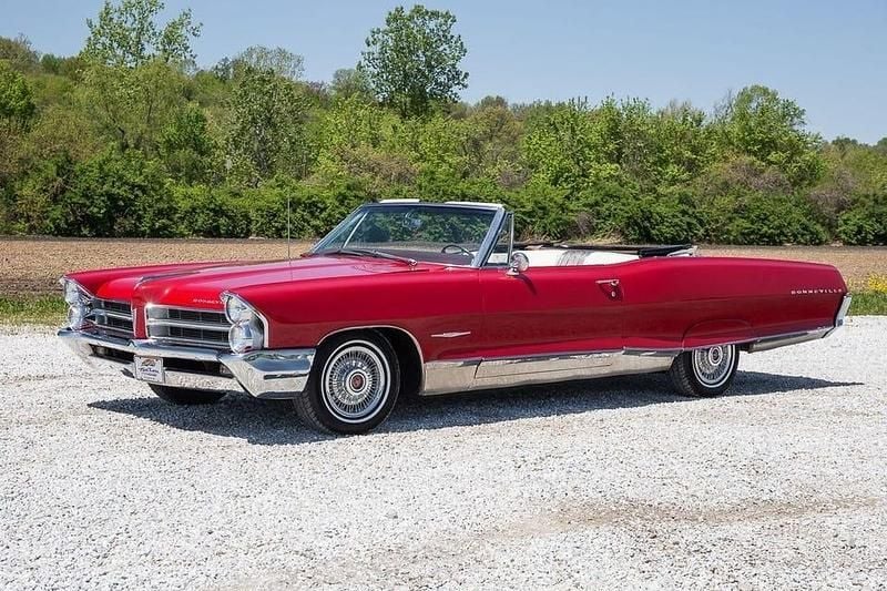 Begagnad Pontiac Bonneville 190 HK (139 kW) 1965 Vit Sedan