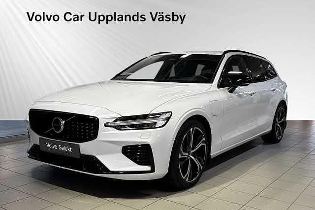 Vit Begagnad 2025 Volvo V60 Kombi | 459 900 kr (Marknadspris) - Bild 1/3
