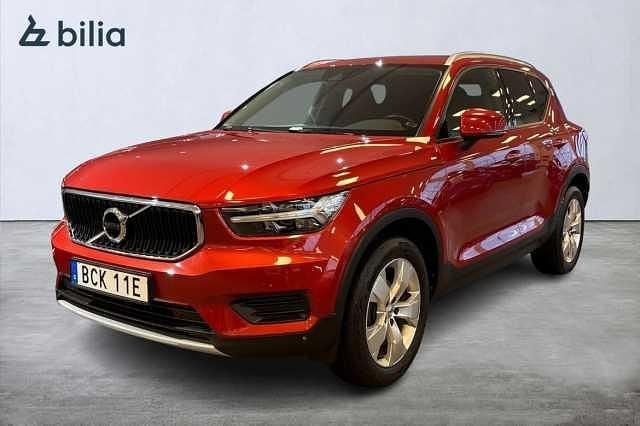 Röd Begagnad 2019 Volvo XC40 Momentum SUV | 239 900 kr (Marknadspris) - Bild 1/3