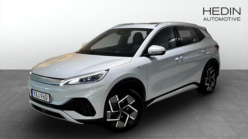 Vit (white) Begagnad 2022 BYD Atto 3 Design SUV | 289 900 kr (Marknadspris) - Bild 1/4