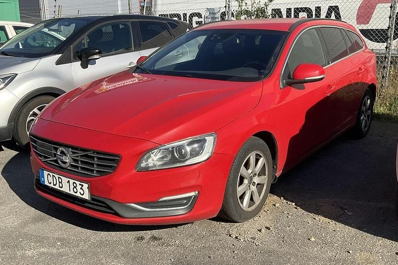 Röd Begagnad 2014 Volvo V60 Kombi | 69 000 kr (Bra pris) - Bild 1/4