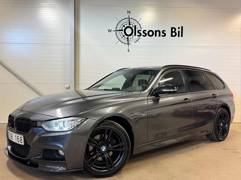 Grå Begagnad 2013 BMW 320 M Sport Kombi | 139 900 kr (Dyr) - Bild 1/4