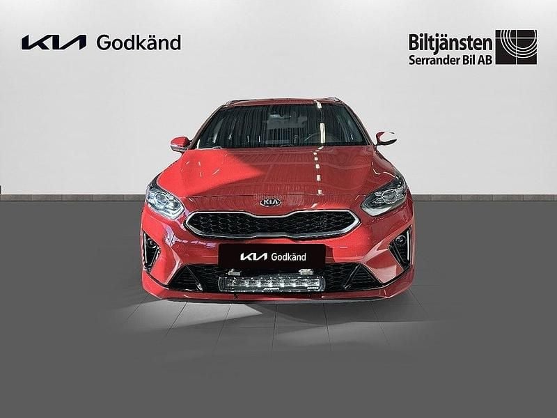 Röd Begagnad 2019 Kia Ceed Sportswagon GT-Line Kombi | 239 900 kr (Dyr) - Bild 1/4