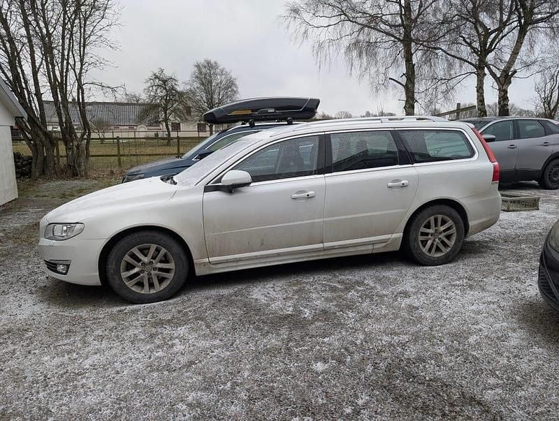Begagnad 2016 Volvo V70 Summum Kombi | 114 000 kr (Superpris) - Bild 1/1