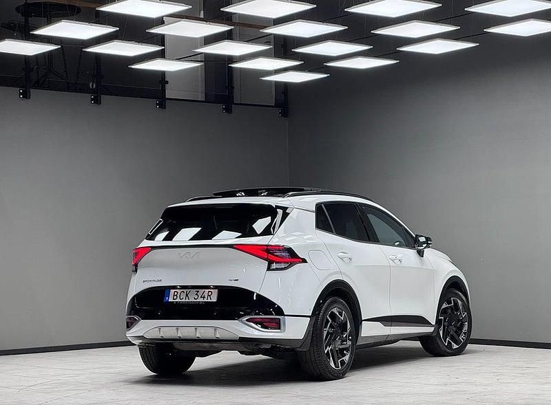 Begagnad Kia Sportage GT-Line 265 HK (194 kW) 2022 Vit SUV