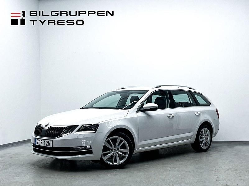 Vit Begagnad 2020 Skoda Octavia Style Kombi | 159 900 kr (Superpris) - Bild 1/4