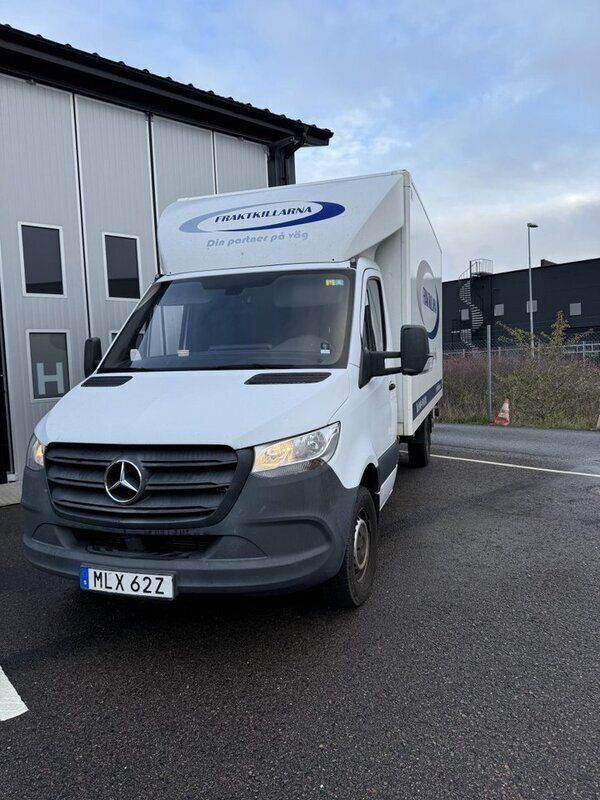 Vit Begagnad 2019 Mercedes Sprinter Van | 139 000 kr - Bild 1/4