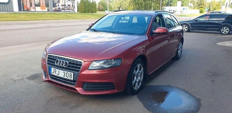 Begagnad Audi A4 136 HK (100 kW) 2010 Röd Kombi