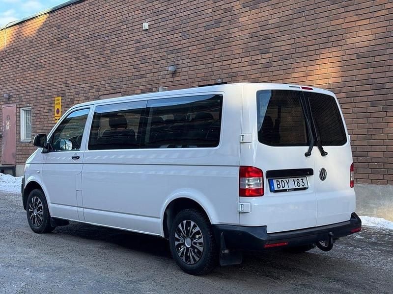 Begagnad VW Caravelle Trendline 140 HK (102 kW) 2014 Vit Minibuss