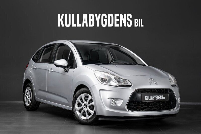Silver Begagnad 2012 Citroën C3 Halvkombi | 59 000 kr (Marknadspris) - Bild 1/4
