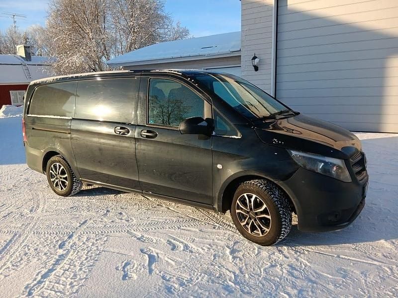 Begagnad Mercedes Vito 163 HK (119 kW) 2018 Svart Van