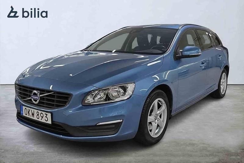 Blå Begagnad 2017 Volvo V60 Business Edition Kombi | 169 000 kr (Bra pris) - Bild 1/1