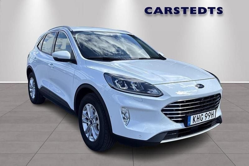 Vit Begagnad 2022 Ford Kuga Titanium SUV | 299 000 kr (Marknadspris) - Bild 1/4
