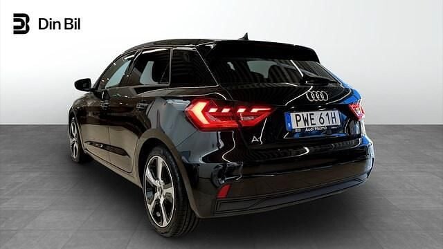 Svart Begagnad 2022 Audi A1 Sportback Proline Halvkombi | 219 000 kr (Marknadspris) - Bild 1/1