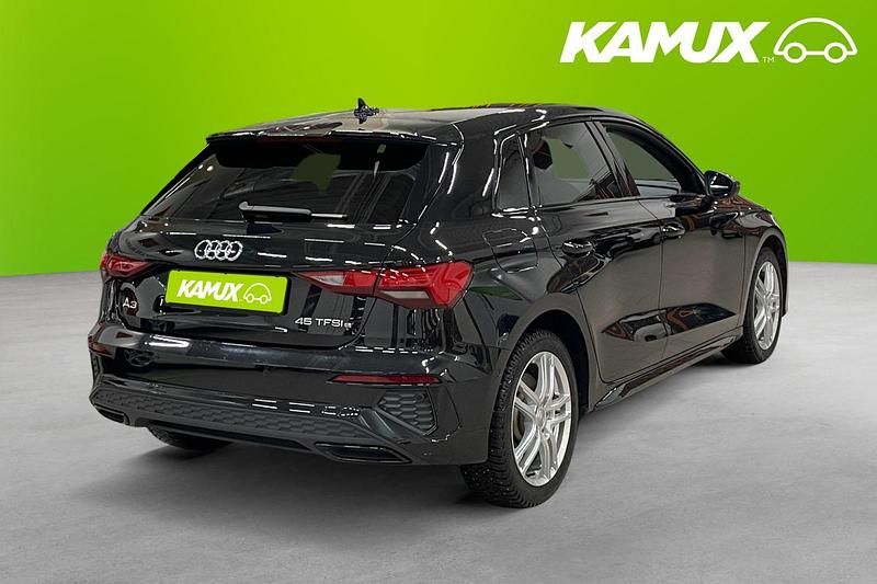 Begagnad Audi A3 Sportback e-tron S-Line 245 HK (180 kW) 2023 Svart Halvkombi