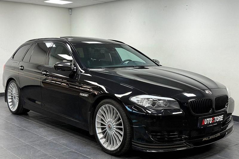 Svart Begagnad 2011 Alpina B5 Kombi | 339 900 kr - Bild 1/4