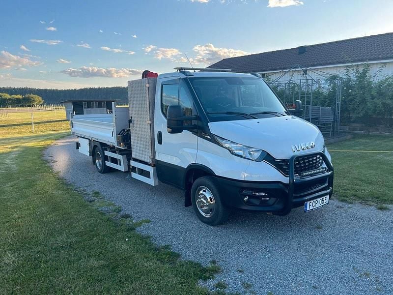 Begagnad Iveco Daily 180 HK (132 kW) 2022 Vit Van