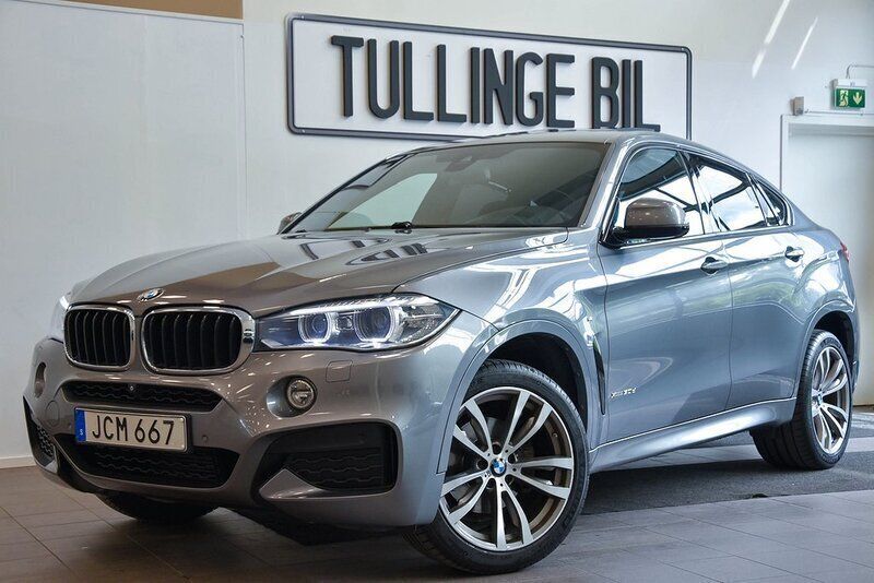 Grå Begagnad 2015 BMW X6 M Sport SUV | 349 900 kr (Marknadspris) - Bild 1/4