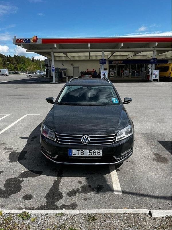 Grå Begagnad 2012 VW Passat GT Kombi | 57 000 kr (Bra pris) - Bild 1/4