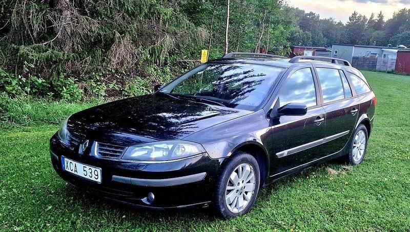 Svart Begagnad 2006 Renault Laguna II Kombi | 20 000 kr - Bild 1/4