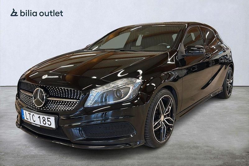 Svart Begagnad 2015 Mercedes A180 AMG line Halvkombi | 134 900 kr (Marknadspris) - Bild 1/3