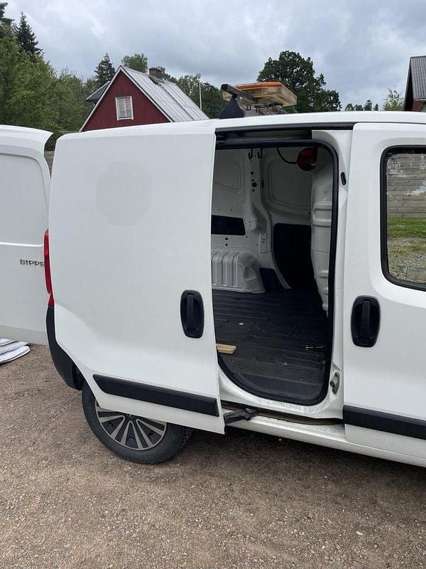 Vit Begagnad 2010 Peugeot Bipper Minibuss | 22 000 kr (Superpris) - Bild 1/4