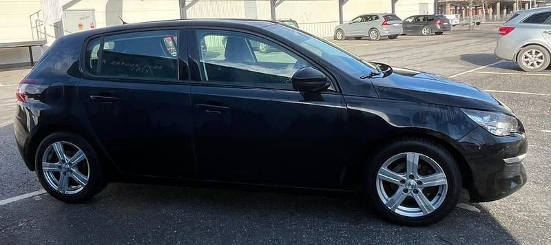 Begagnad Peugeot 308 92 HK (67 kW) 2013