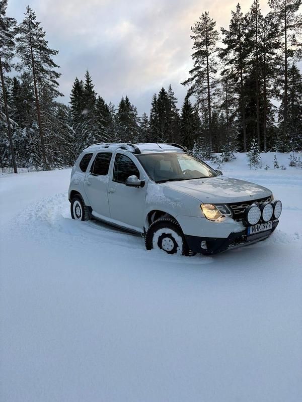 Begagnad 2017 Dacia Duster | 90 000 kr (Marknadspris) - Bild 1/3