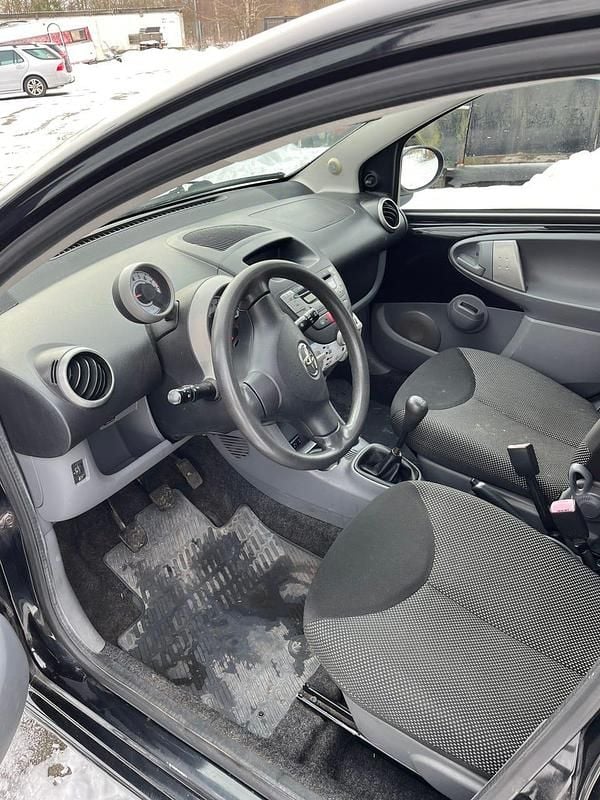 Begagnad Toyota Aygo 68 HK (50 kW) 2009 Halvkombi