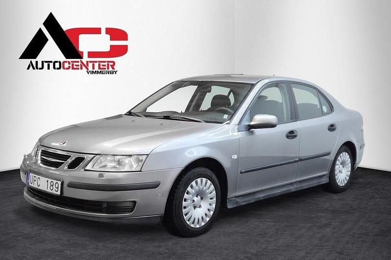 Ljusgrå Begagnad 2003 Saab 9-3 Sedan | 29 999 kr (Dyr) - Bild 1/4