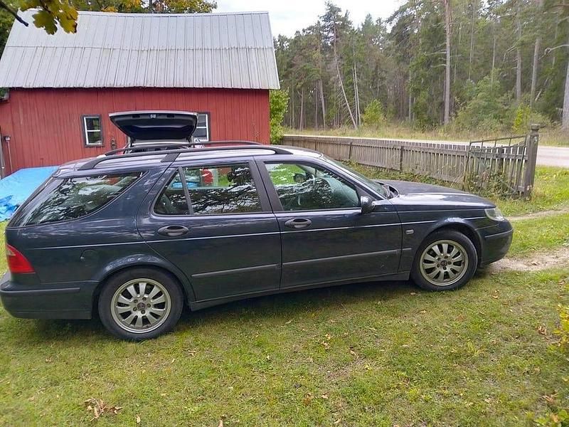 Begagnad 2005 Saab 9-5 Linear Kombi | 25 000 kr (Lite dyr) - Bild 1/2