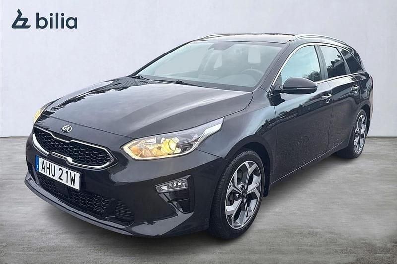 Svart Begagnad 2021 Kia Ceed Sportswagon Advance Kombi | 187 500 kr (Marknadspris) - Bild 1/3