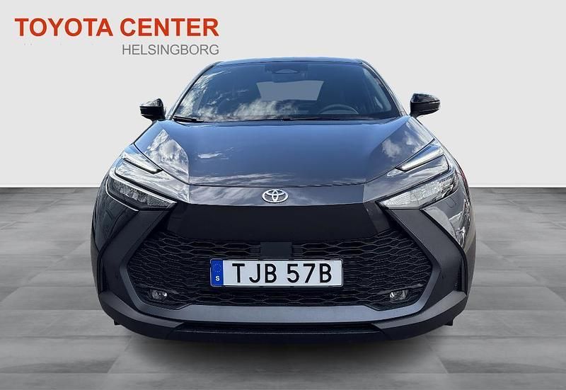 Begagnad Toyota C-HR Style 226 HK (166 kW) 2024 Mörkgrå SUV