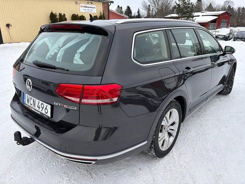 Begagnad VW Passat Alltrack 190 HK (139 kW) 2017 Mörkgrå Kombi