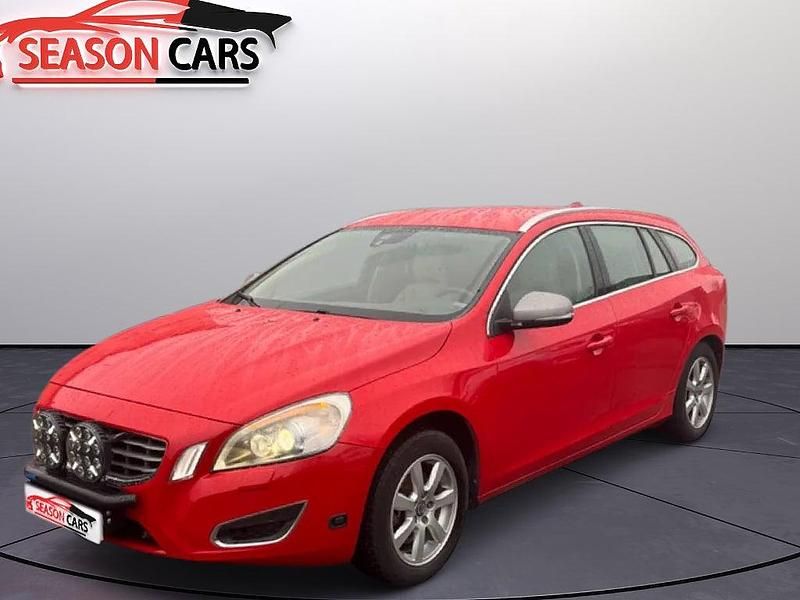 Röd Begagnad 2012 Volvo V60 Summum Kombi | 89 900 kr (Marknadspris) - Bild 1/3