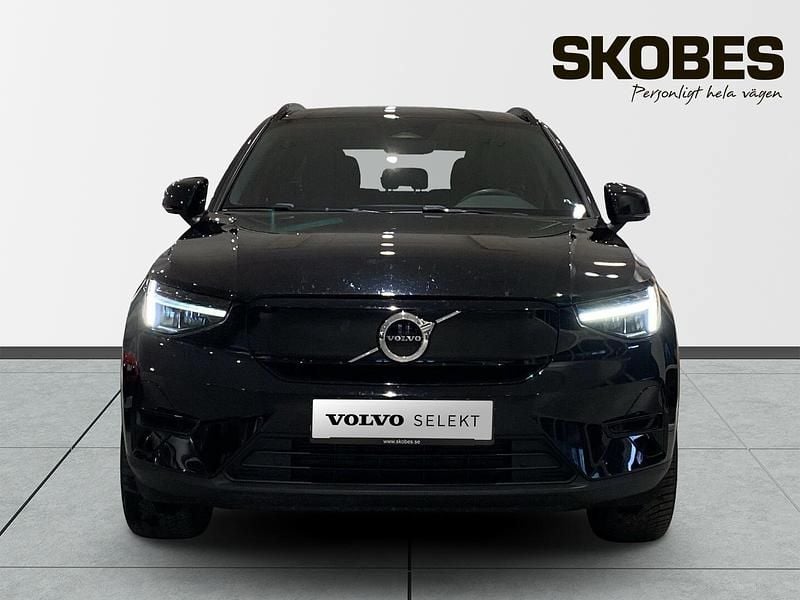 Begagnad Volvo XC40 Single Motor 175 kW (238 HK) 2023 Svart SUV