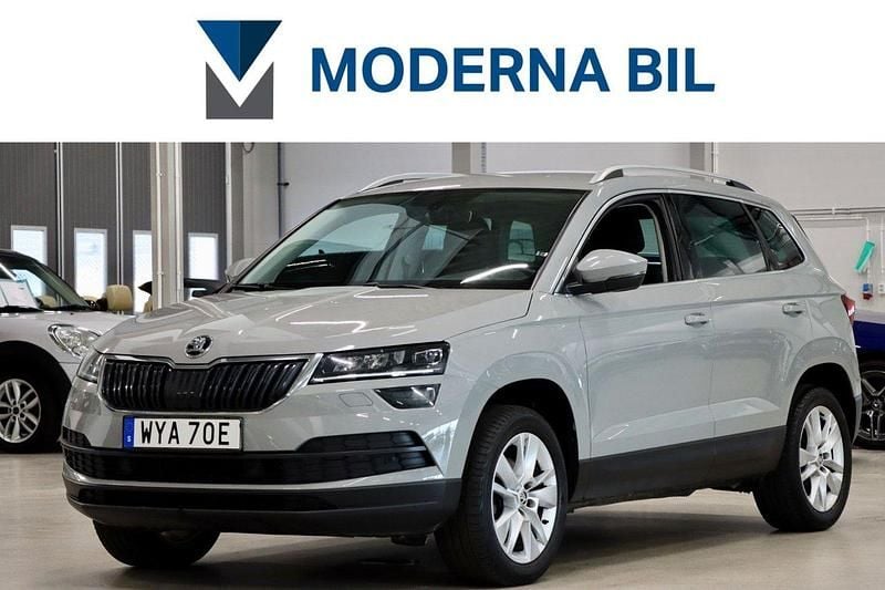 Grå Begagnad 2019 Skoda Karoq SUV | 227 400 kr (Marknadspris) - Bild 1/4