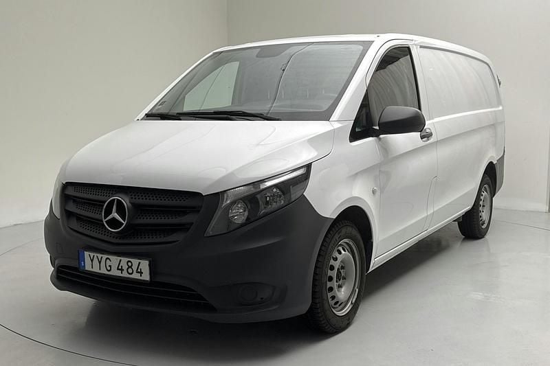 Vit Begagnad 2017 Mercedes Vito | 100 000 kr (Bra pris) - Bild 1/4