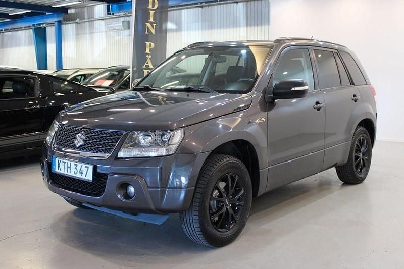Begagnad Suzuki Grand Vitara 140 HK (102 kW) 2010 Grå SUV