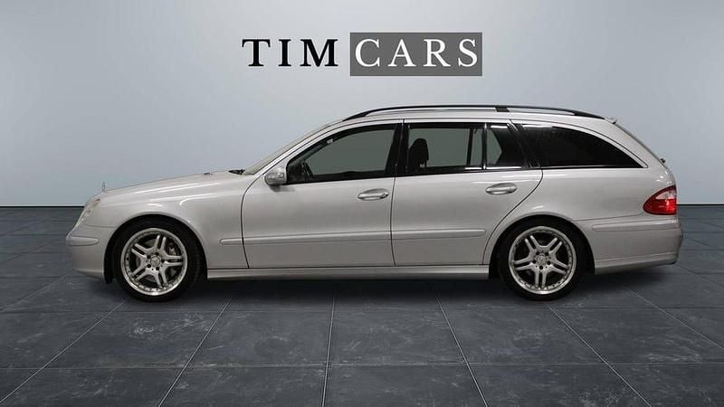 Begagnad Mercedes E200 166 HK (122 kW) 2005 Silver Kombi