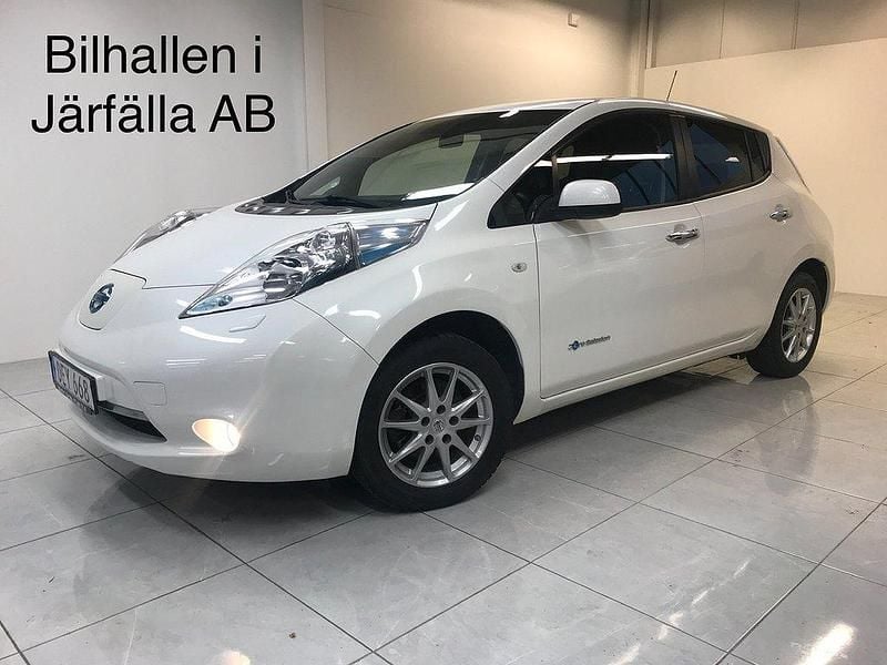 Vit Begagnad 2016 Nissan Leaf Halvkombi | 95 900 kr (Marknadspris) - Bild 1/4