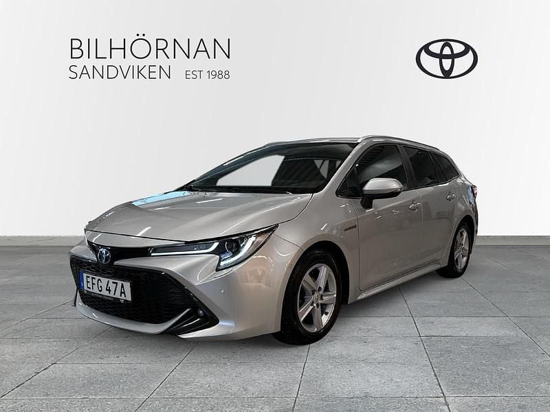 Silver Begagnad 2019 Toyota Corolla Style Kombi | 229 900 kr (Lite dyr) - Bild 1/3
